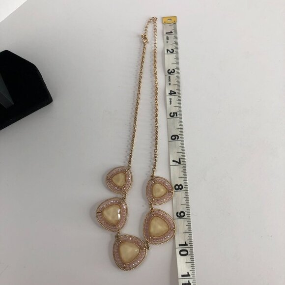 FRANCESCA'S Meera Pink Gold Beaded Statement Necklace - Picture 5 of 8